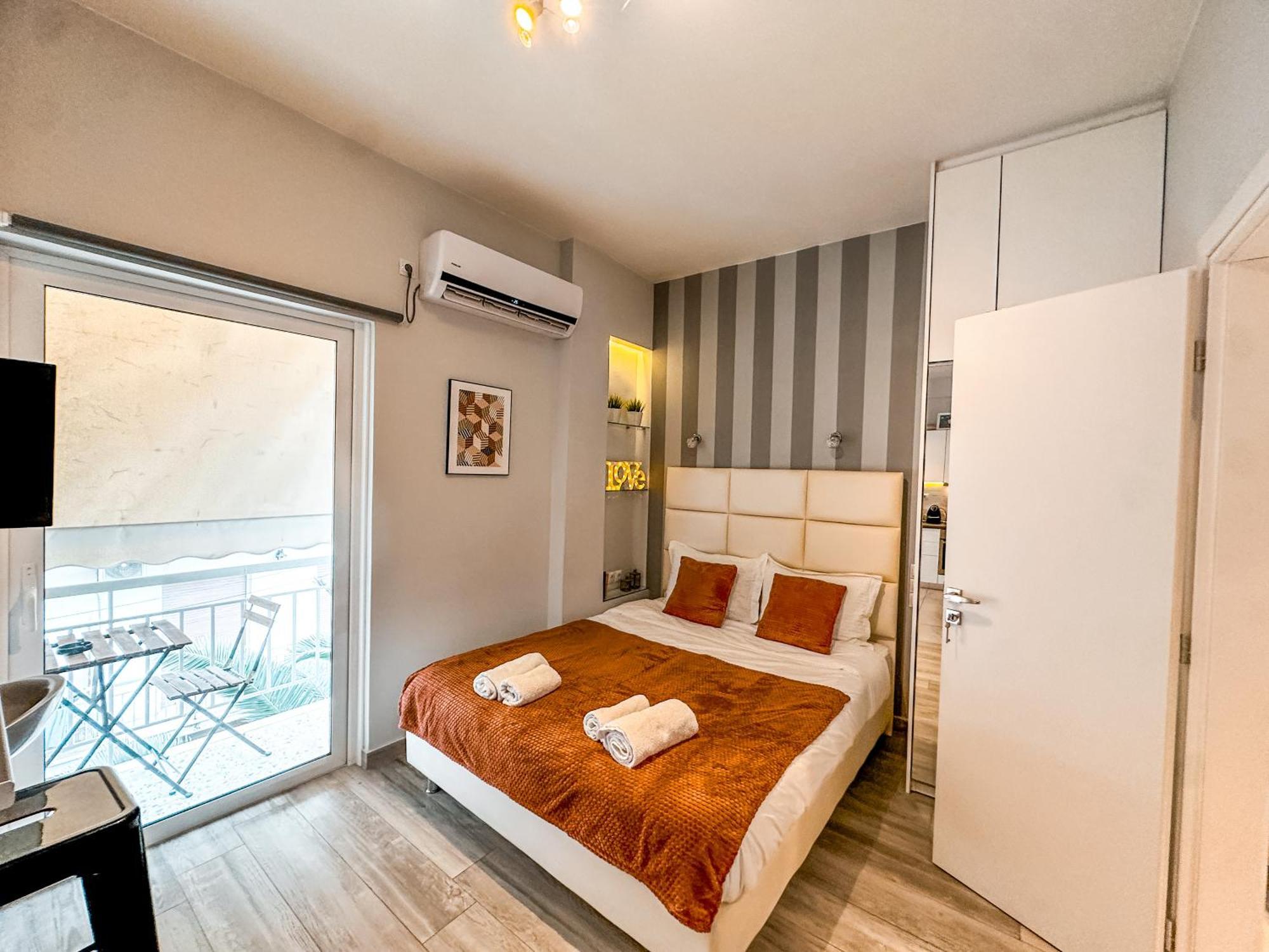 Walk To Markets From A Cozy Studio By Cielo Homes Atena Exterior foto